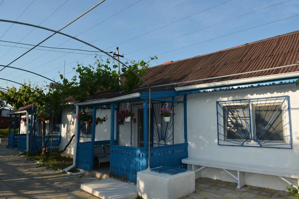 Sailors Guest House 茹里洛夫卡 外观 照片