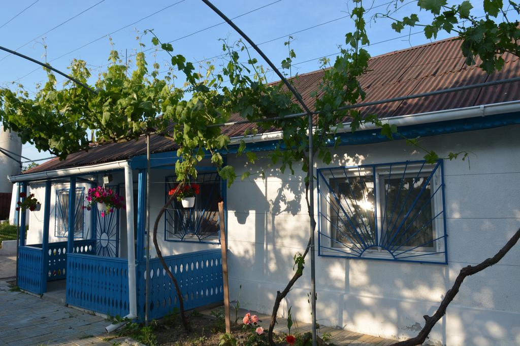 Sailors Guest House 茹里洛夫卡 外观 照片