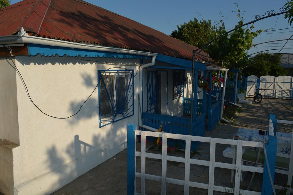 Sailors Guest House 茹里洛夫卡 外观 照片